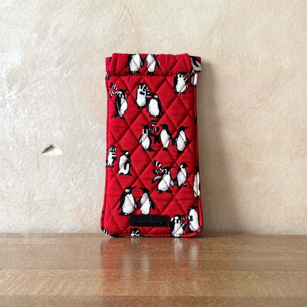 Vera Bradley Sunglasses Sleeve in Playful Penguins Red
